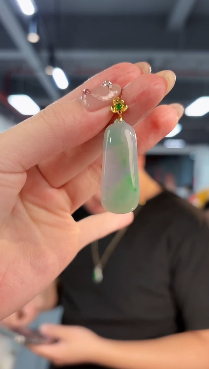 【闪购商品】翡翠颈饰18K金镶嵌 缅料A货/支持复检/一件