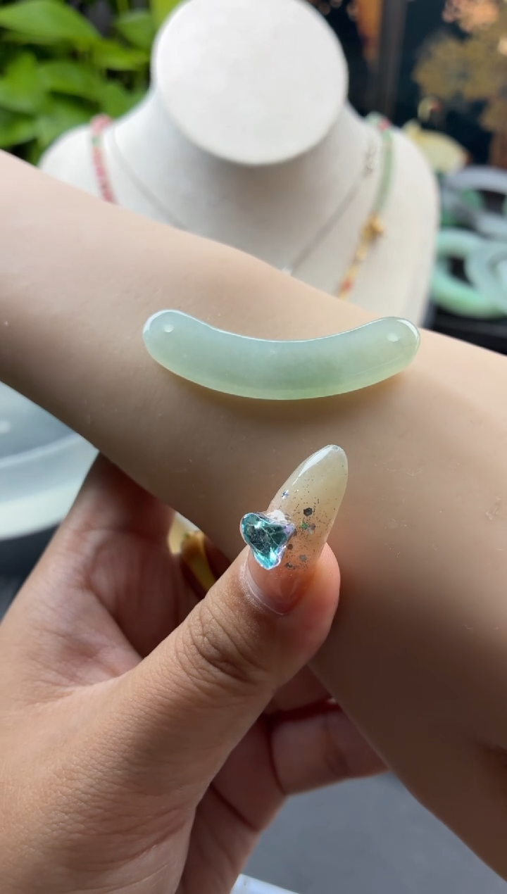 翡翠未镶嵌颈饰19号玉璜