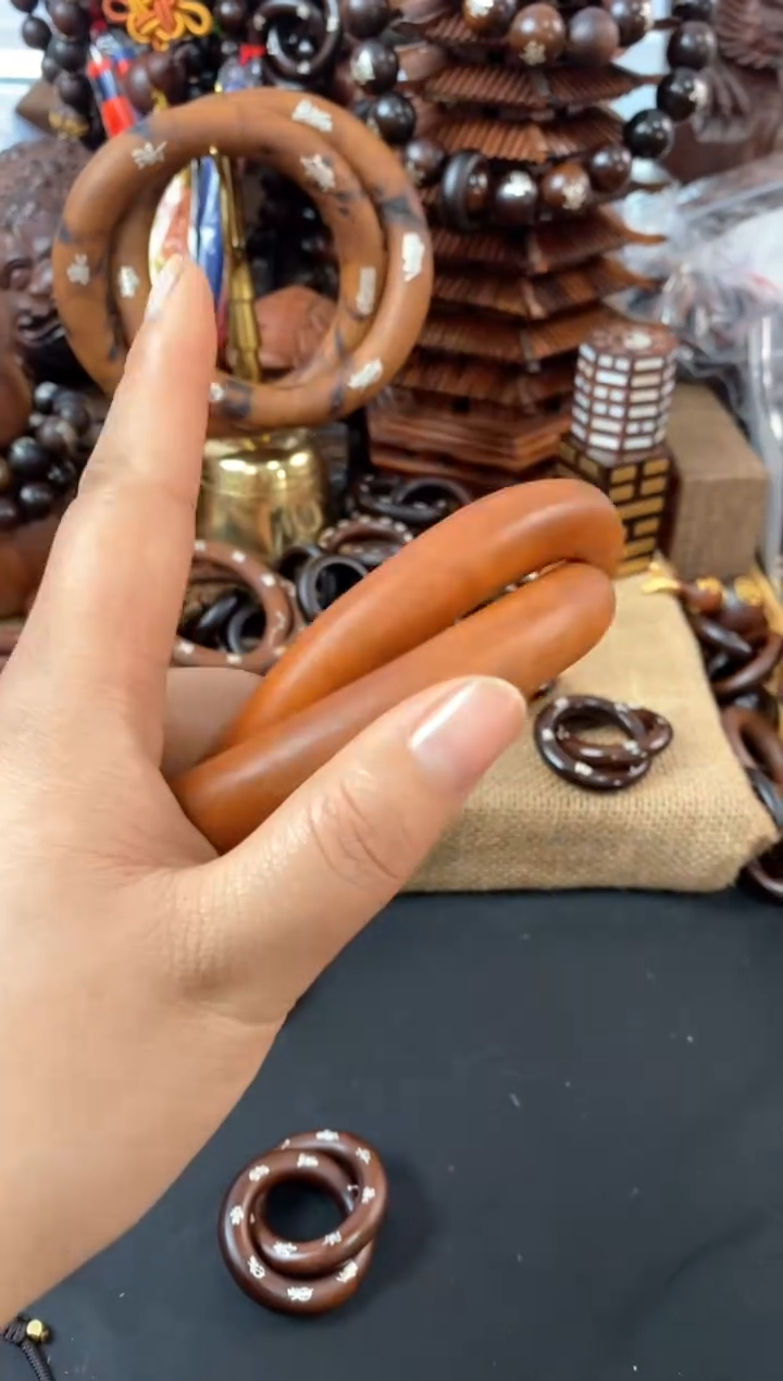 【闪购商品】木枣木80乾坤圈随机发货