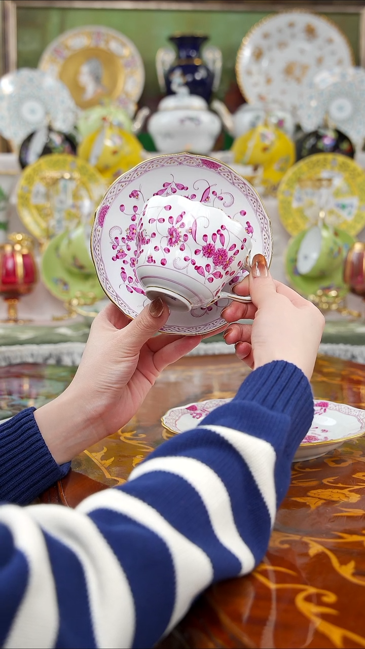 瓷婷婷中古瓷器如图所示35