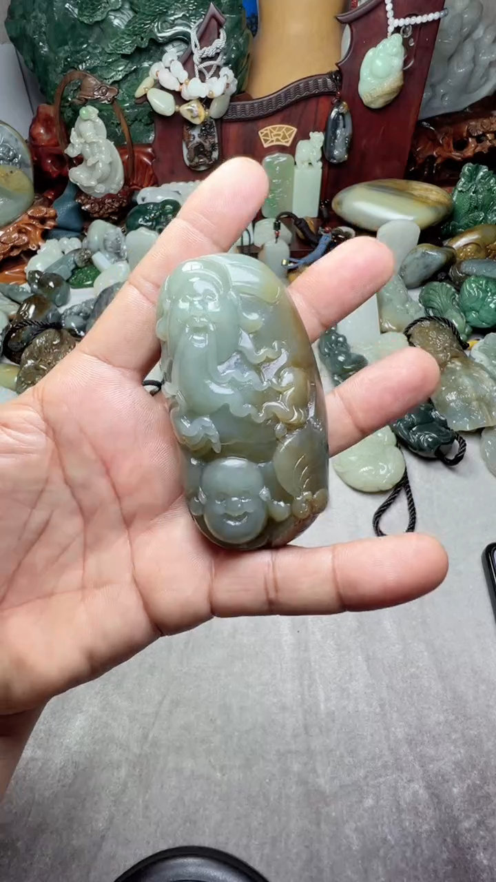 和田玉未镶嵌把件=