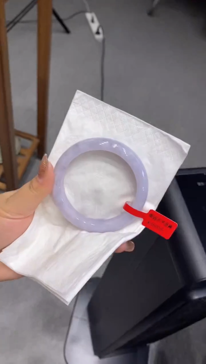 【闪购商品】翡翠手镯未镶嵌多人0012049