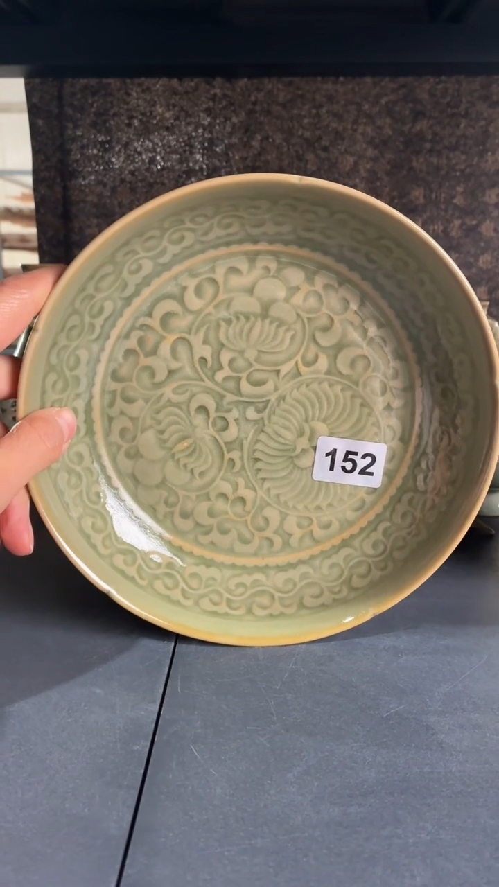 耀州窑仰山团菊盘微瑕不开片