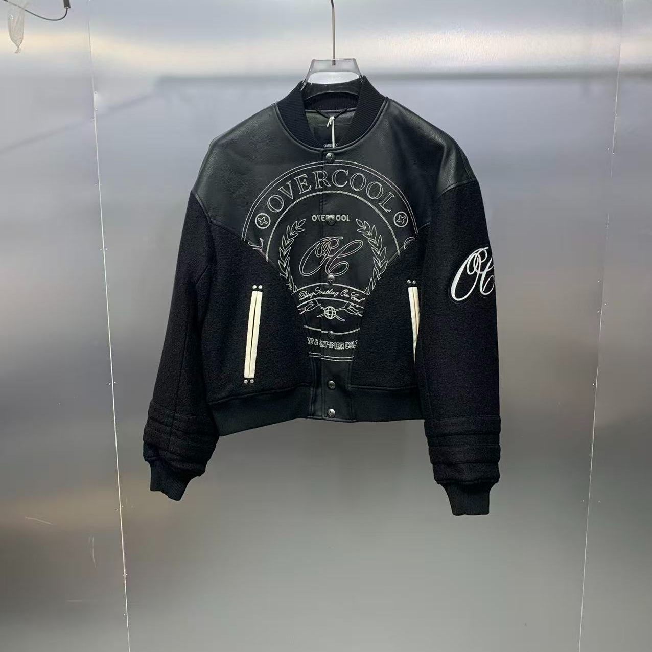 R09-1JKT004-OVE春秋季后背经典LOGO印花时尚棒球夹克外套