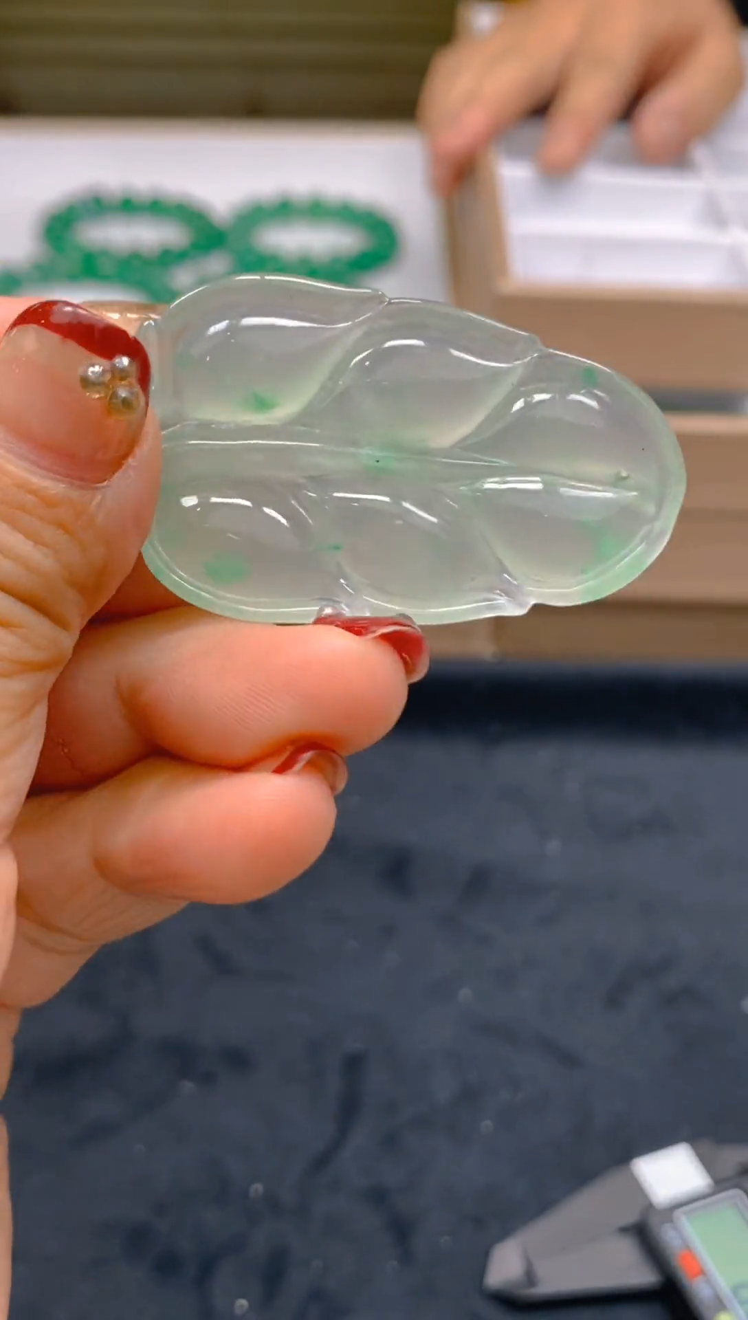 【闪购商品】石英质玉颈饰未镶嵌冰美人非洲翠，假一罚四054