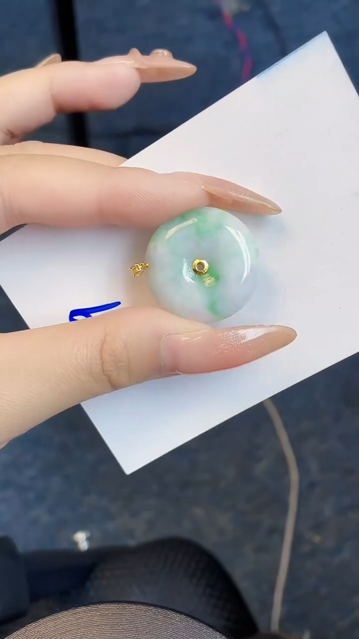 【闪购商品】翡翠颈饰18K金镶嵌00000000