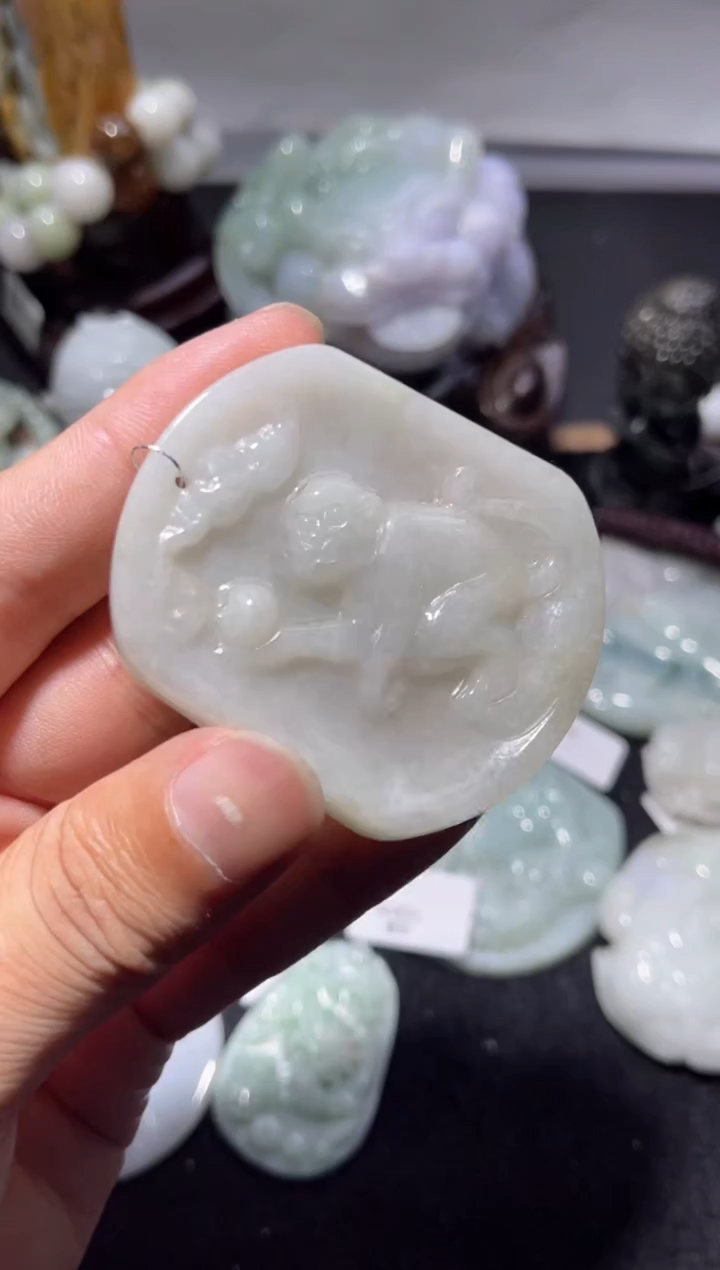 【闪购商品】翡翠颈饰未镶嵌00000130