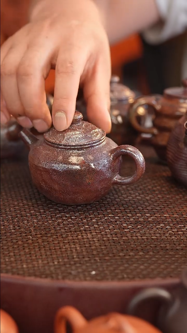 茶壶紫砂原矿手工制作