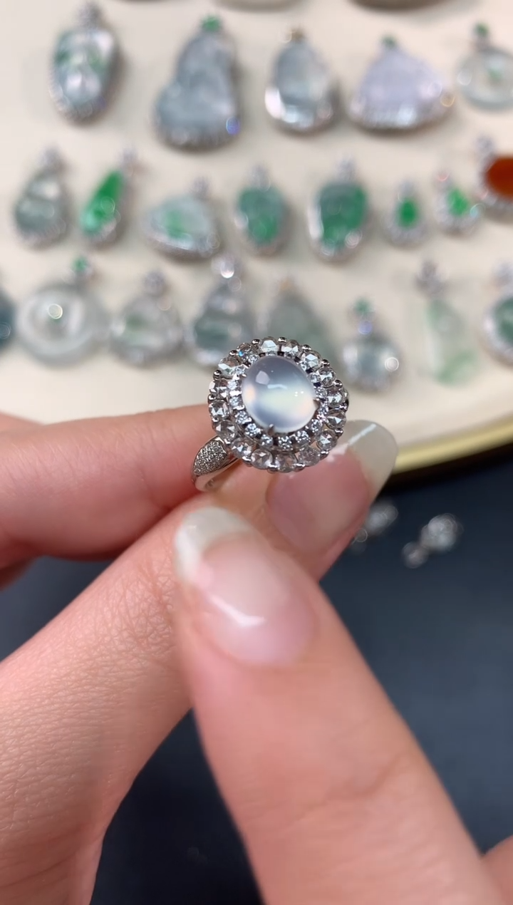 【闪购商品】翡翠戒指18K金镶嵌A112|9800