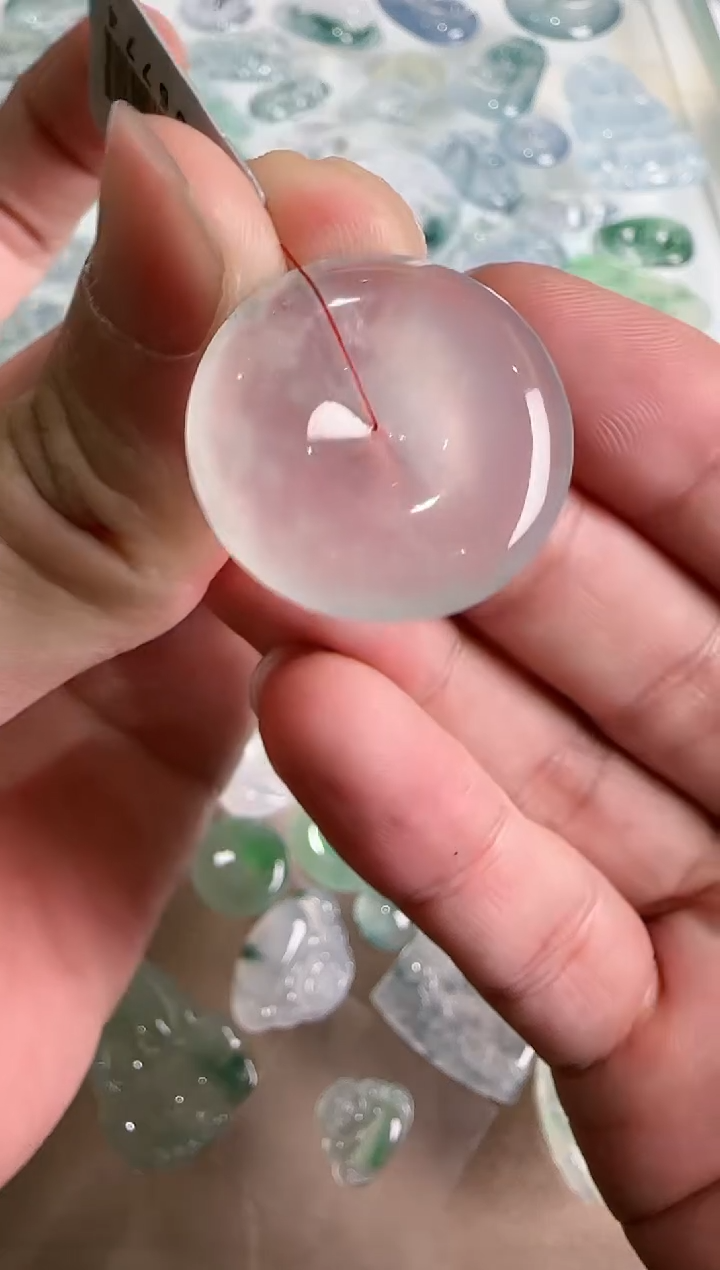 【闪购商品】翡翠吊坠(不含链)未镶嵌··