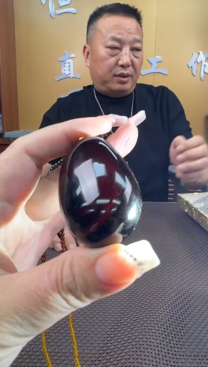 【闪购商品】琥珀裸石未镶嵌挂件