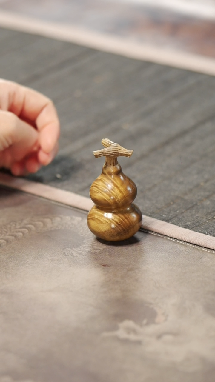 【闪购商品】金丝楠木雕028葫芦把玩件