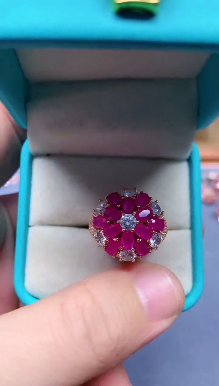 【闪购商品】红宝石戒指银S925镶嵌........