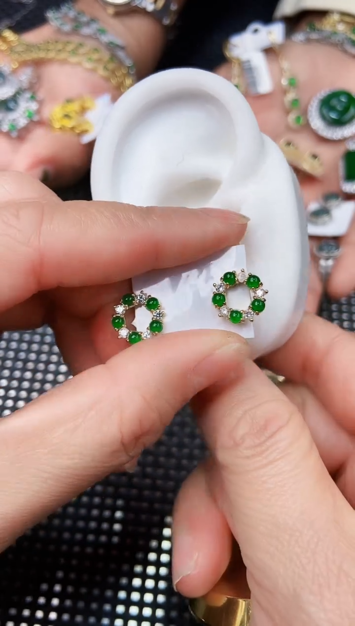 【闪购商品】翡翠耳饰未镶嵌11111111