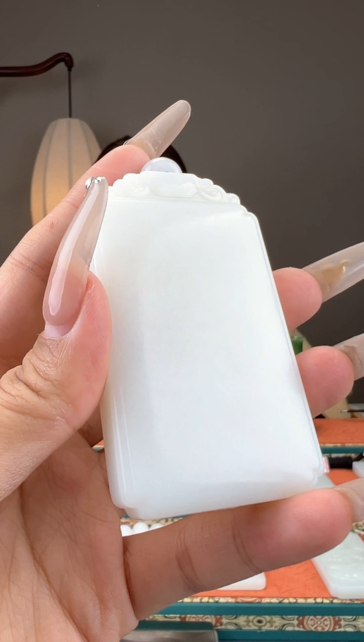 【闪购商品】和田玉颈饰未镶嵌1