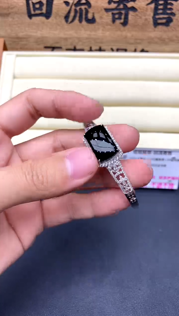 【闪购商品】翡翠手镯18K金镶嵌499-中国好珍宝