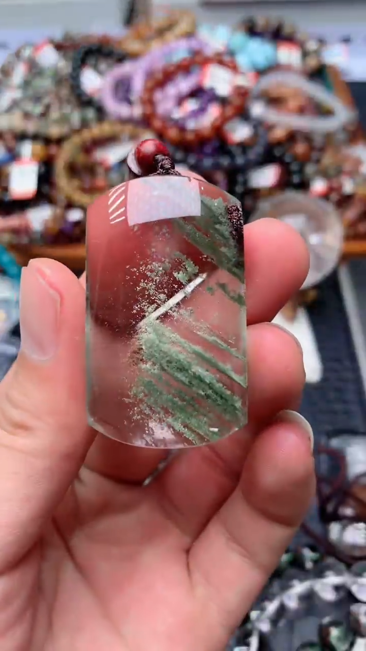 未镶嵌吊坠(赠链)水晶241