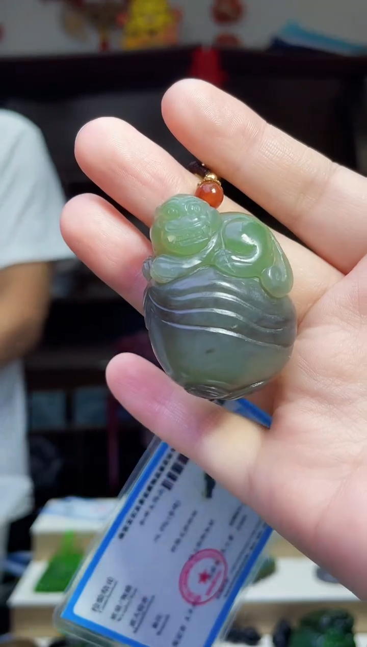 和田玉未镶嵌颈饰1
