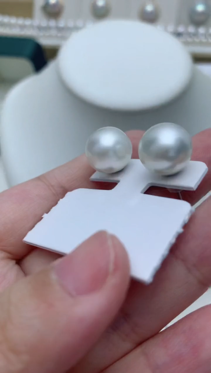 铂Pt900镶嵌耳饰海水珍珠w14 