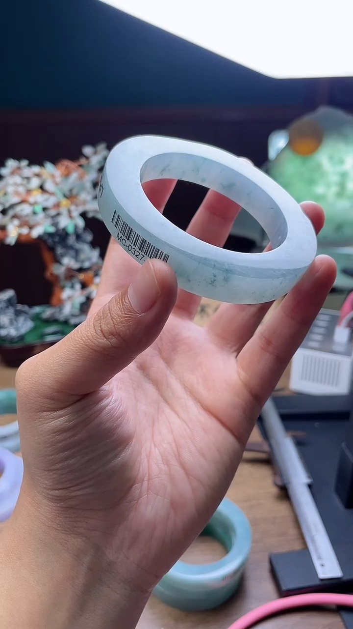 定制翡翠手镯未镶嵌定制