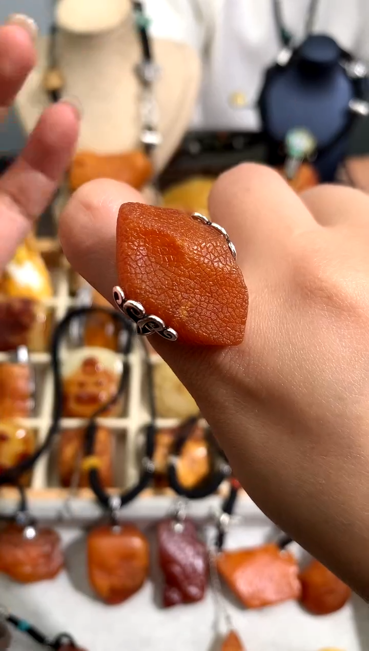 【闪购商品】蜜蜡裸石未镶嵌似玉