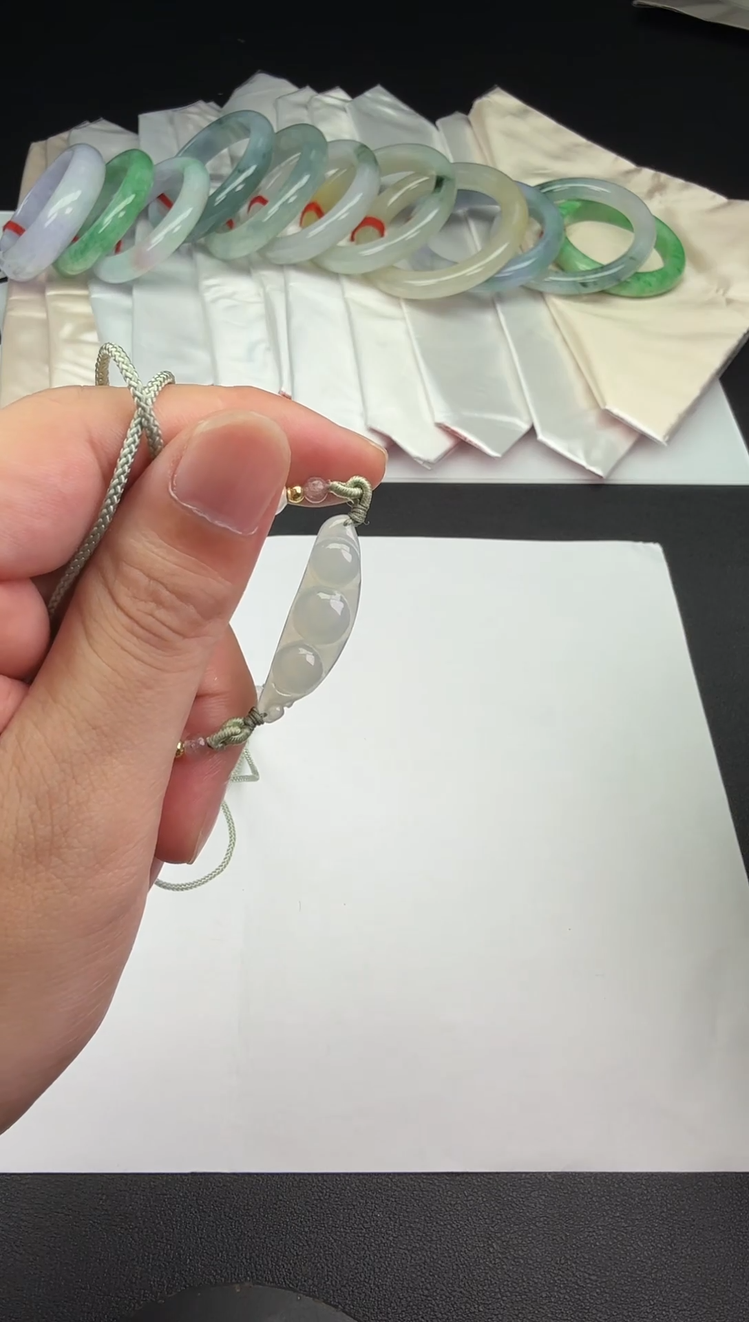 翡翠未镶嵌颈饰翡翠挂件