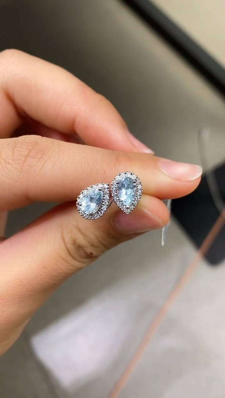 银S925镶嵌耳饰海蓝宝石天然海蓝宝