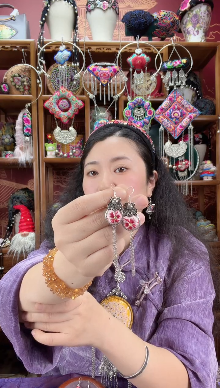 刺绣耳环130甜甜家