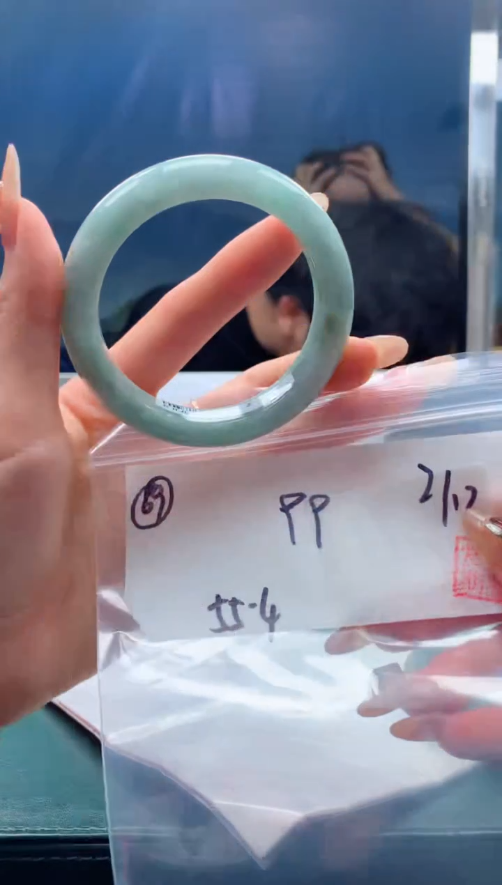 【闪购商品】翡翠手镯未镶嵌000000069