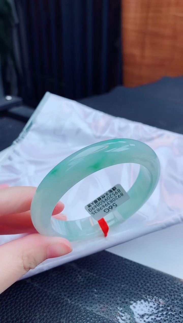 翡翠手镯未镶嵌缅甸天然翡翠A货手镯