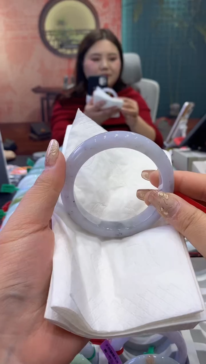 【闪购商品】翡翠手镯未镶嵌多人0012066