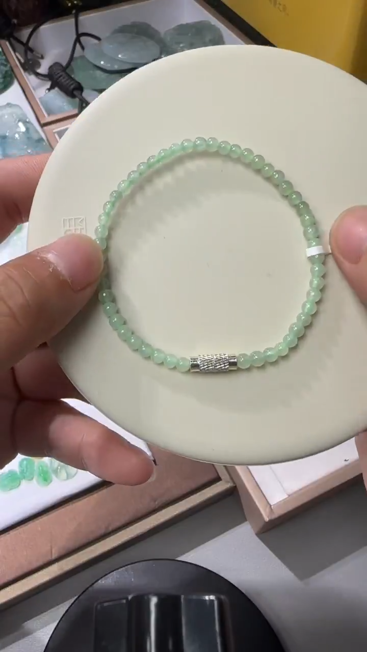 颈饰未镶嵌翡翠卡3+手串