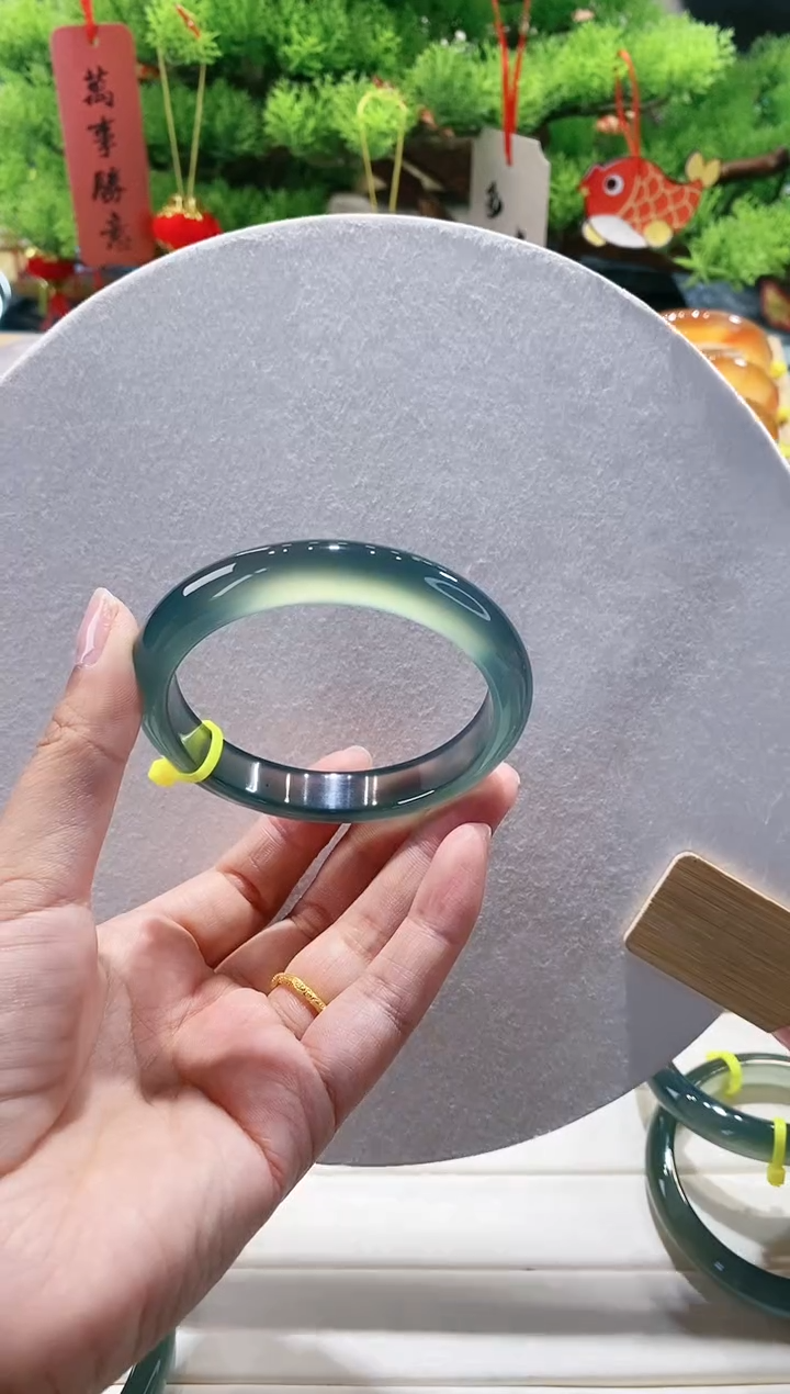 【闪购商品】玛瑙/玉髓手镯未镶嵌58-58