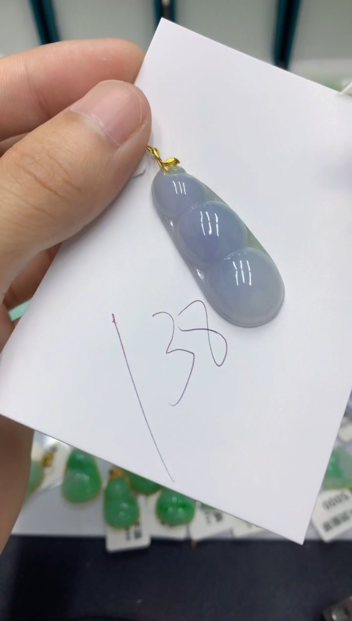 【闪购商品】翡翠颈饰18K金镶嵌翡翠