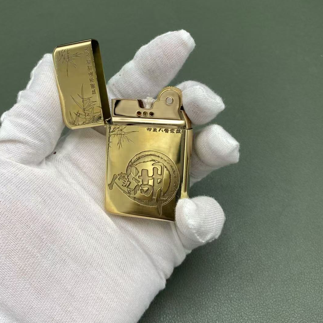 首领新款纯铜超薄煤油打火机个性复古砂轮创意手雕纤巧机送男士礼