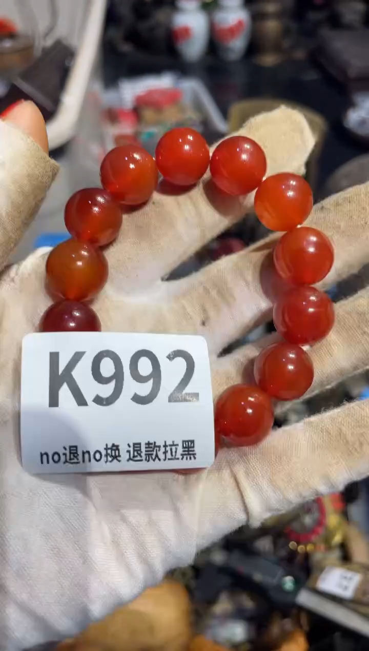 瓷片如*表姐直播所见所得