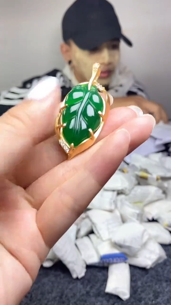 满色吊坠 所见即所得！