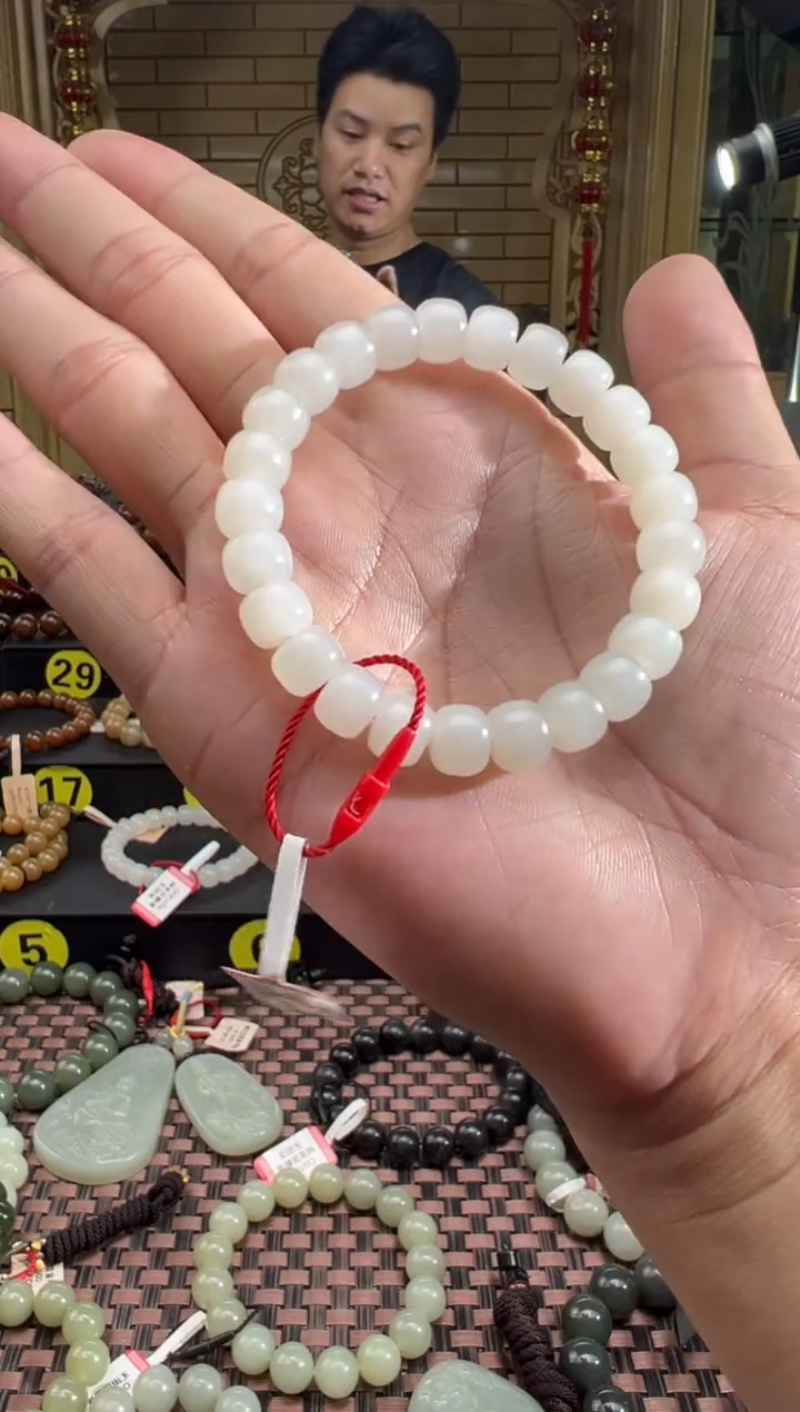 手串未镶嵌和田玉天泰白玉算盘珠手串卡8*10