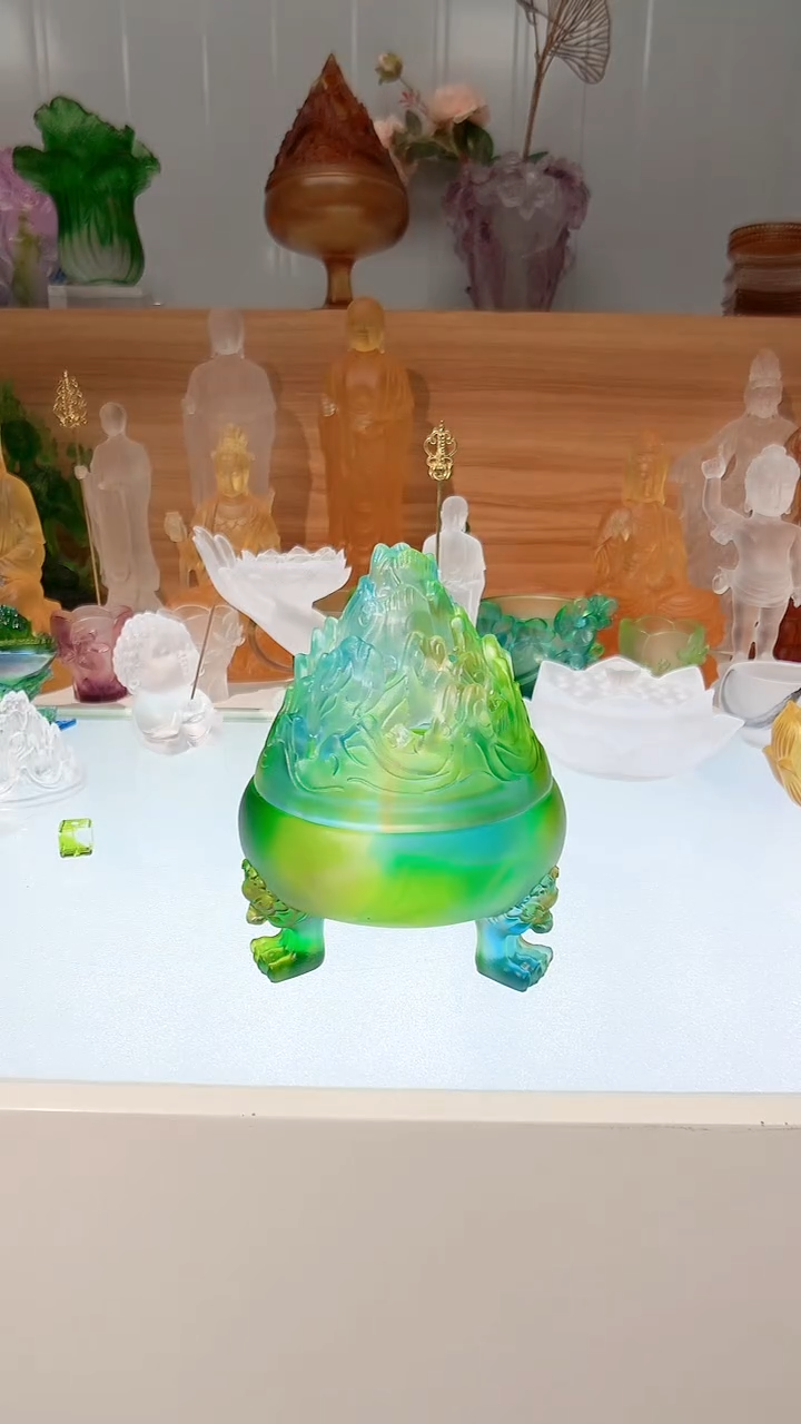手工艺品琉璃彩色三脚博山炉12*10