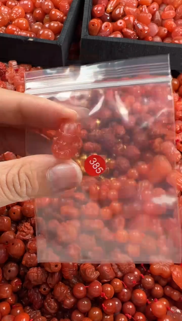 【闪购商品】南红玛瑙颈饰未镶嵌1