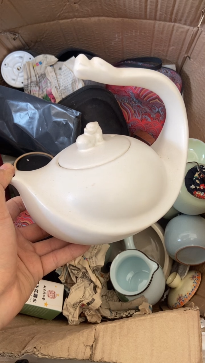 杯无运费险有瑕疵的摄影的产品有使用过的痕迹有点脏介意勿拍