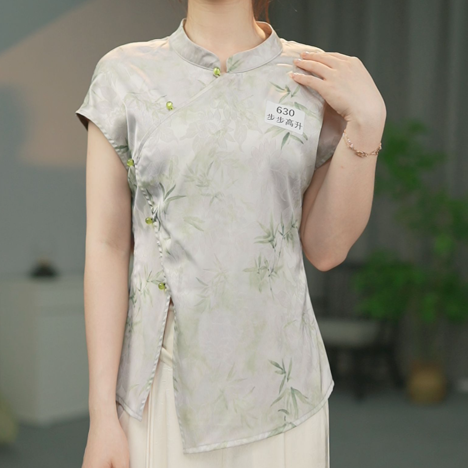 【现货】【630-步步高升】新中式国风女款复古修身开衫飞袖上衣-园园