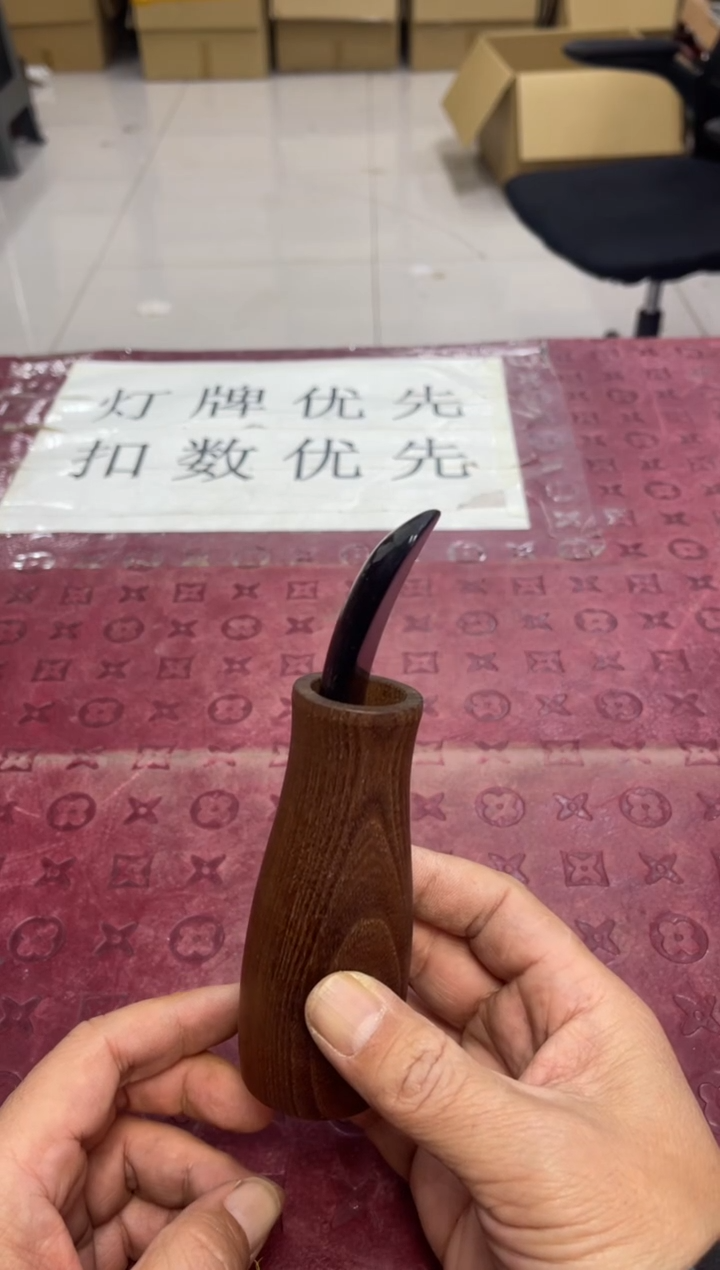 无**欢默认微瑕，no退no换，介意勿拍