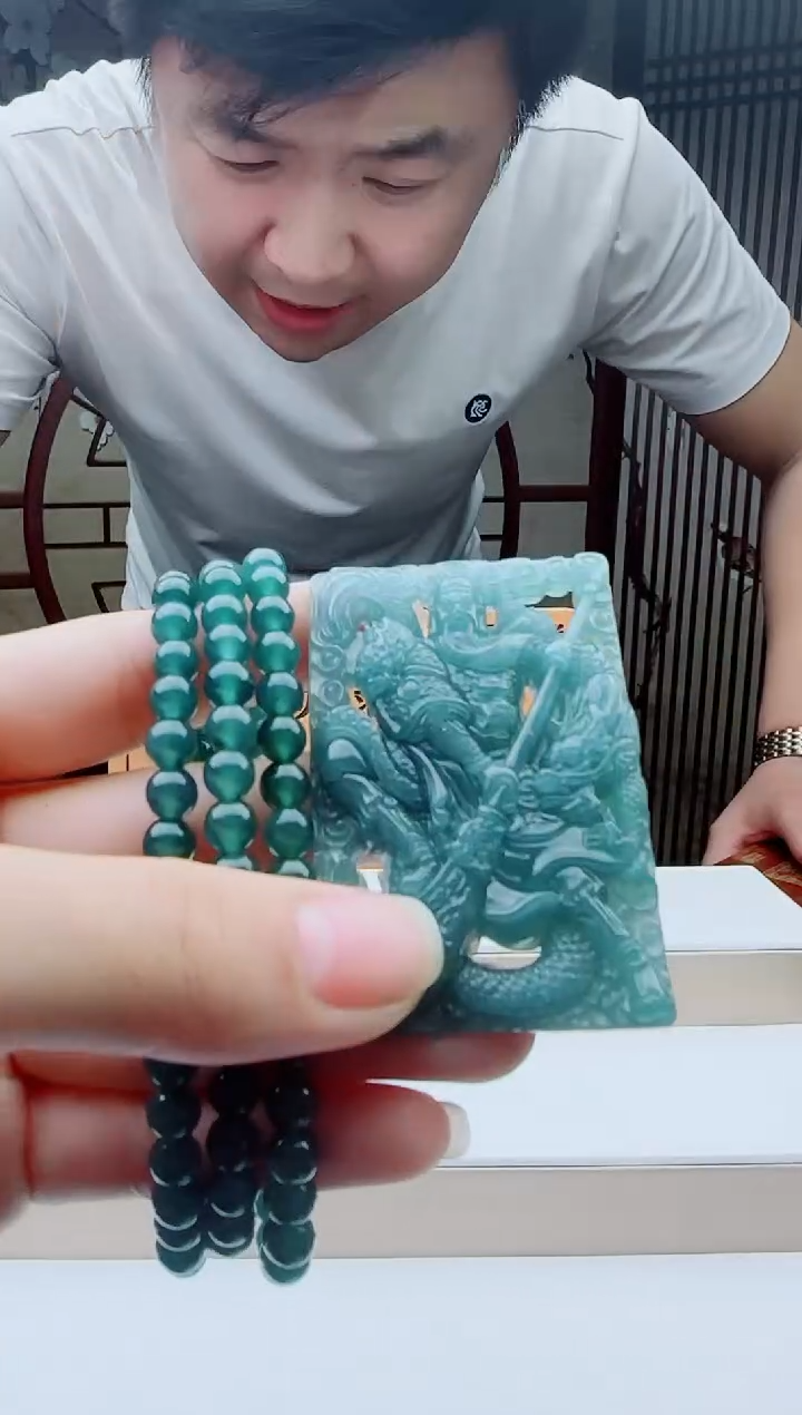 颈饰未镶嵌翡翠多样性随机一件发货