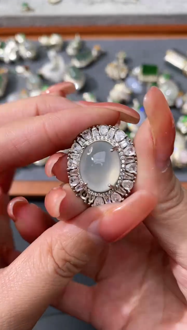 【闪购商品】定制翡翠未镶嵌YJ01110050