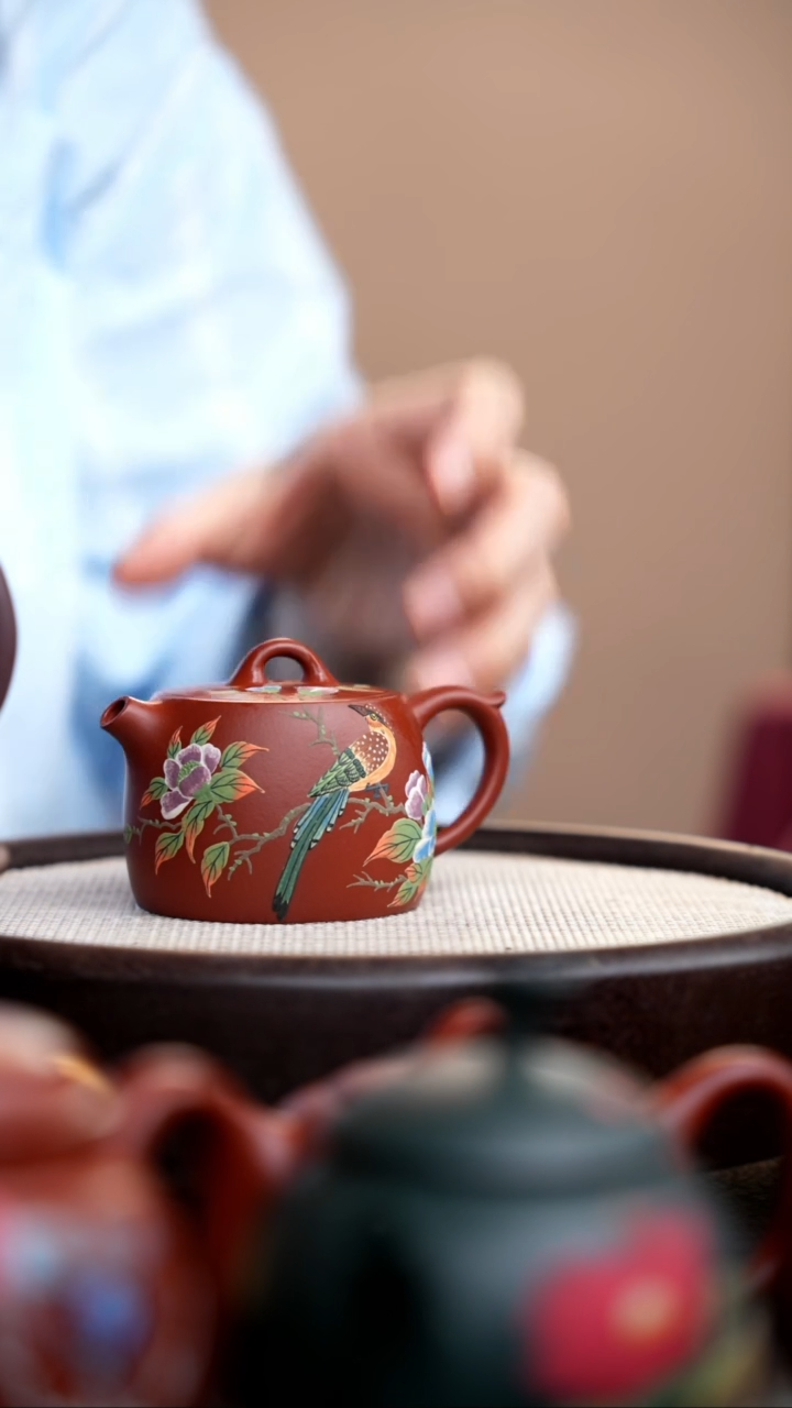 茶壶紫砂朱泥小井栏泥绘花鸟