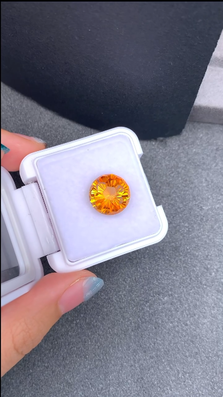 【闪购商品】水晶裸石未镶嵌8.18克拉