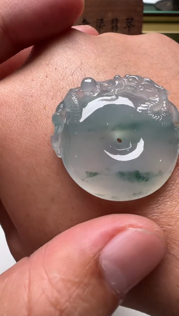 【闪购商品】翡翠颈饰未镶嵌翡翠颈饰