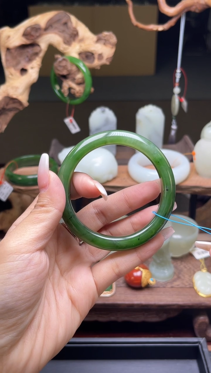 【闪购商品】和田玉手镯未镶嵌俄七冰底碧玉59+圈821829