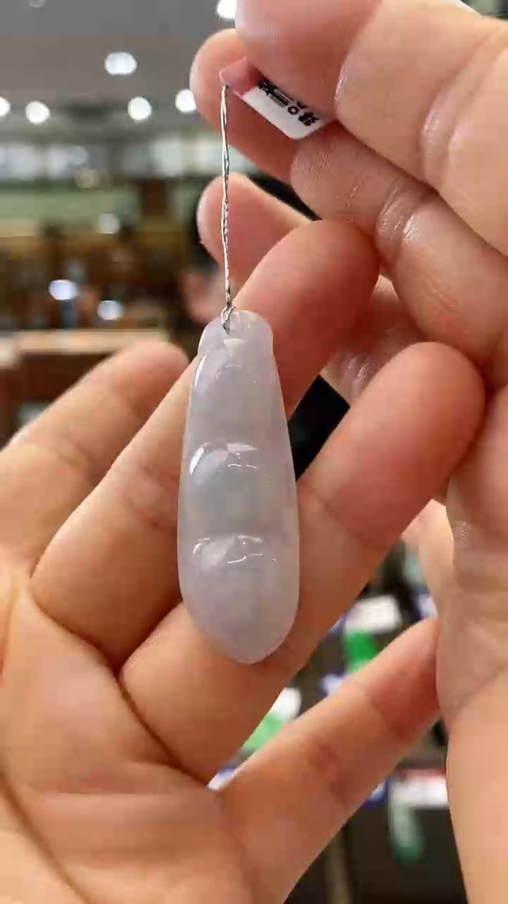 【闪购商品】翡翠颈饰未镶嵌福豆